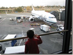 Drew and the Boeing 737-800